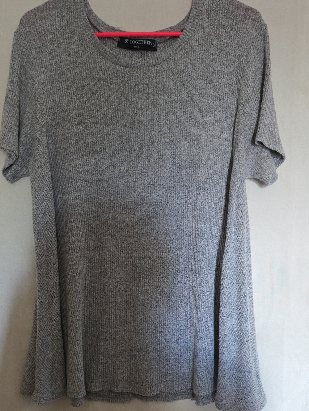 By Together Heather Gray Short Sleeve Ribbed Tunic